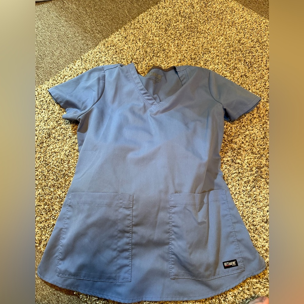 Greys Anatomy Collection 2 Pocket V-neck Top